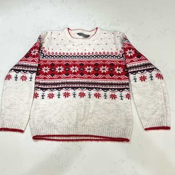 Primark Other - Primark Men's Festive Red and White Crewneck Sweater